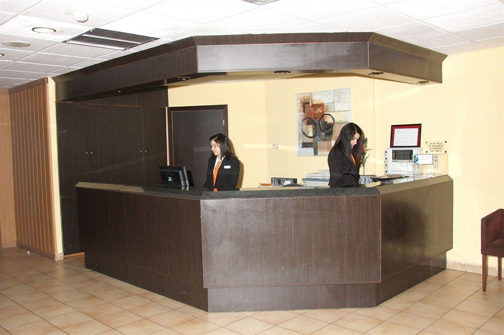 Hotel Crisol Quality Reus Extérieur photo