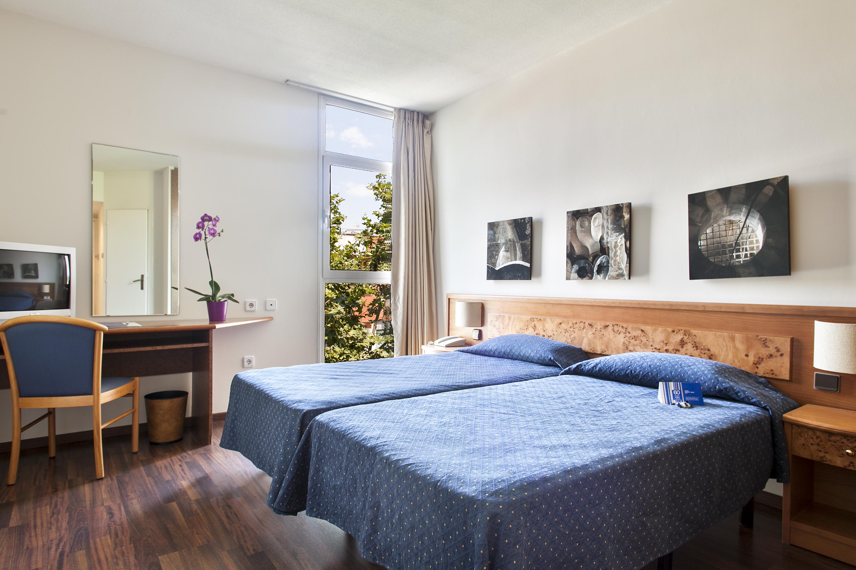 Hotel Crisol Quality Reus Extérieur photo