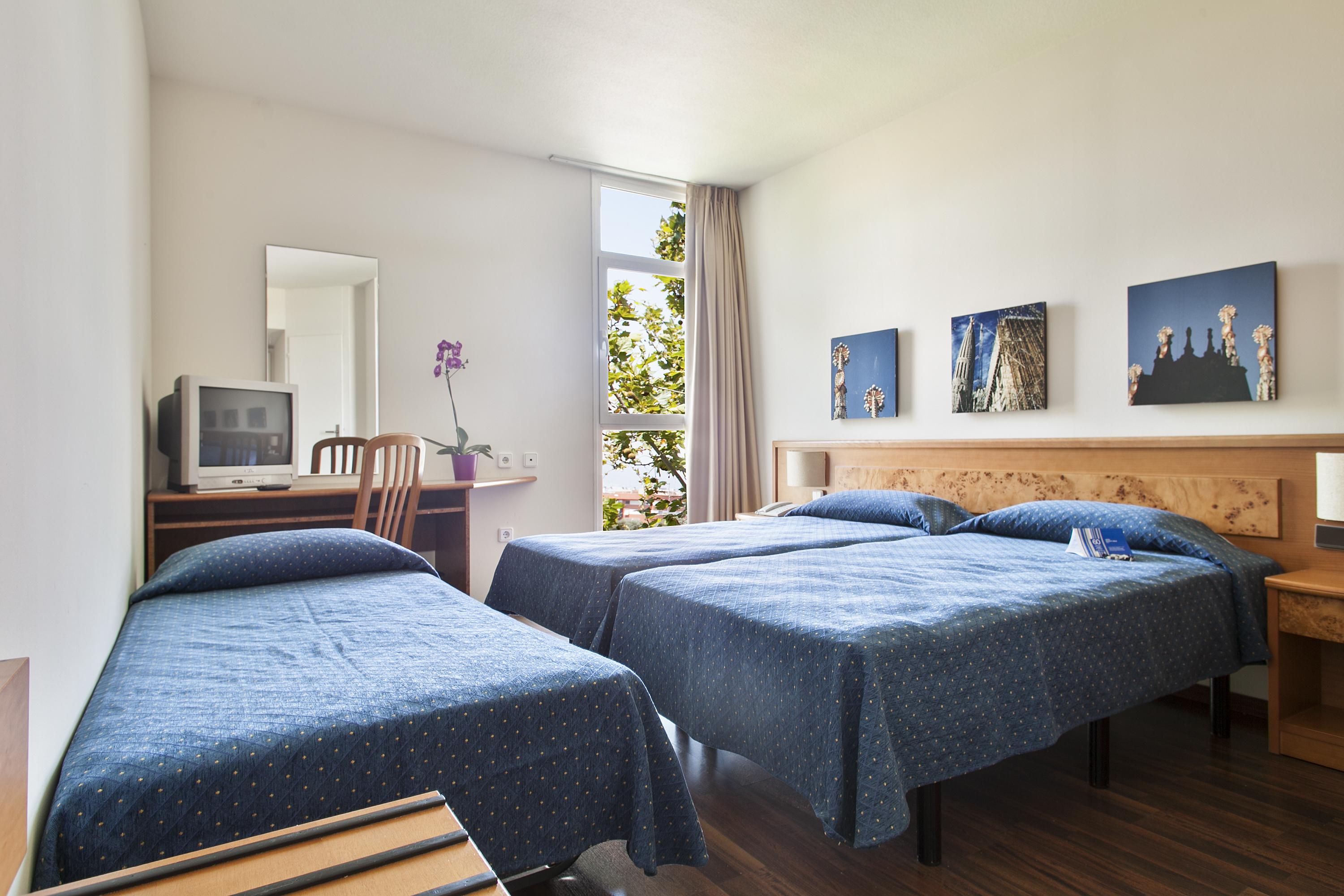 Hotel Crisol Quality Reus Extérieur photo